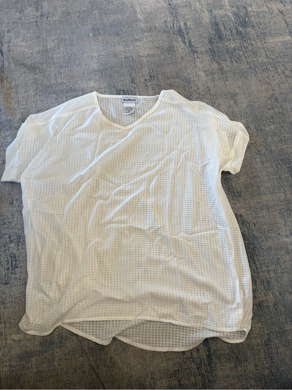 Bon Worth White Short Sleeve V-Neck Tee